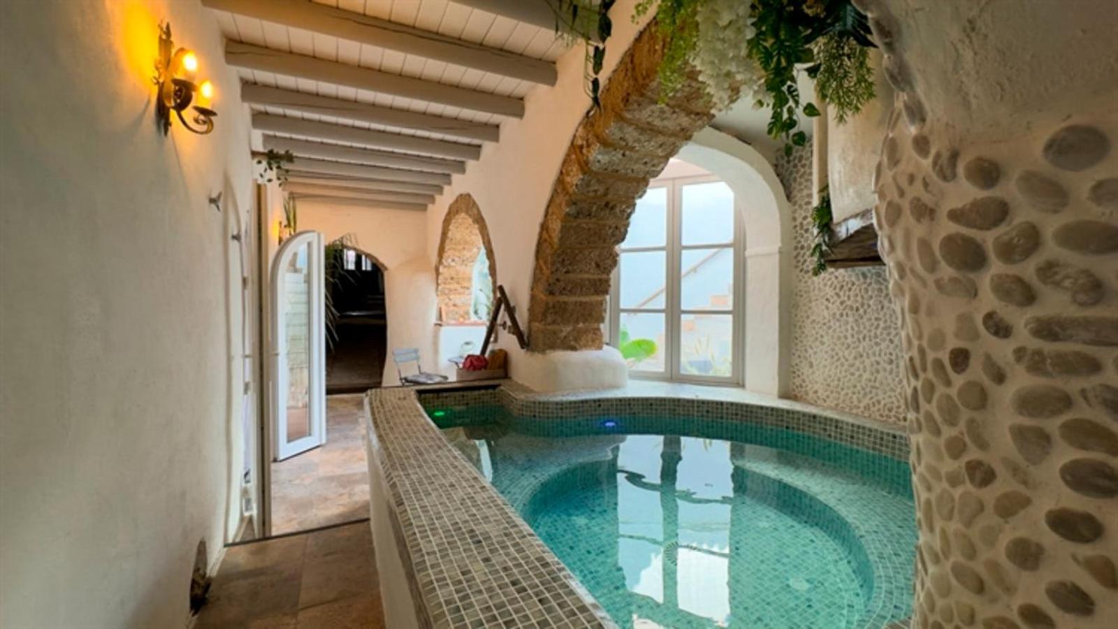 Nomadara - Boutique B&B Коін Екстер'єр фото
